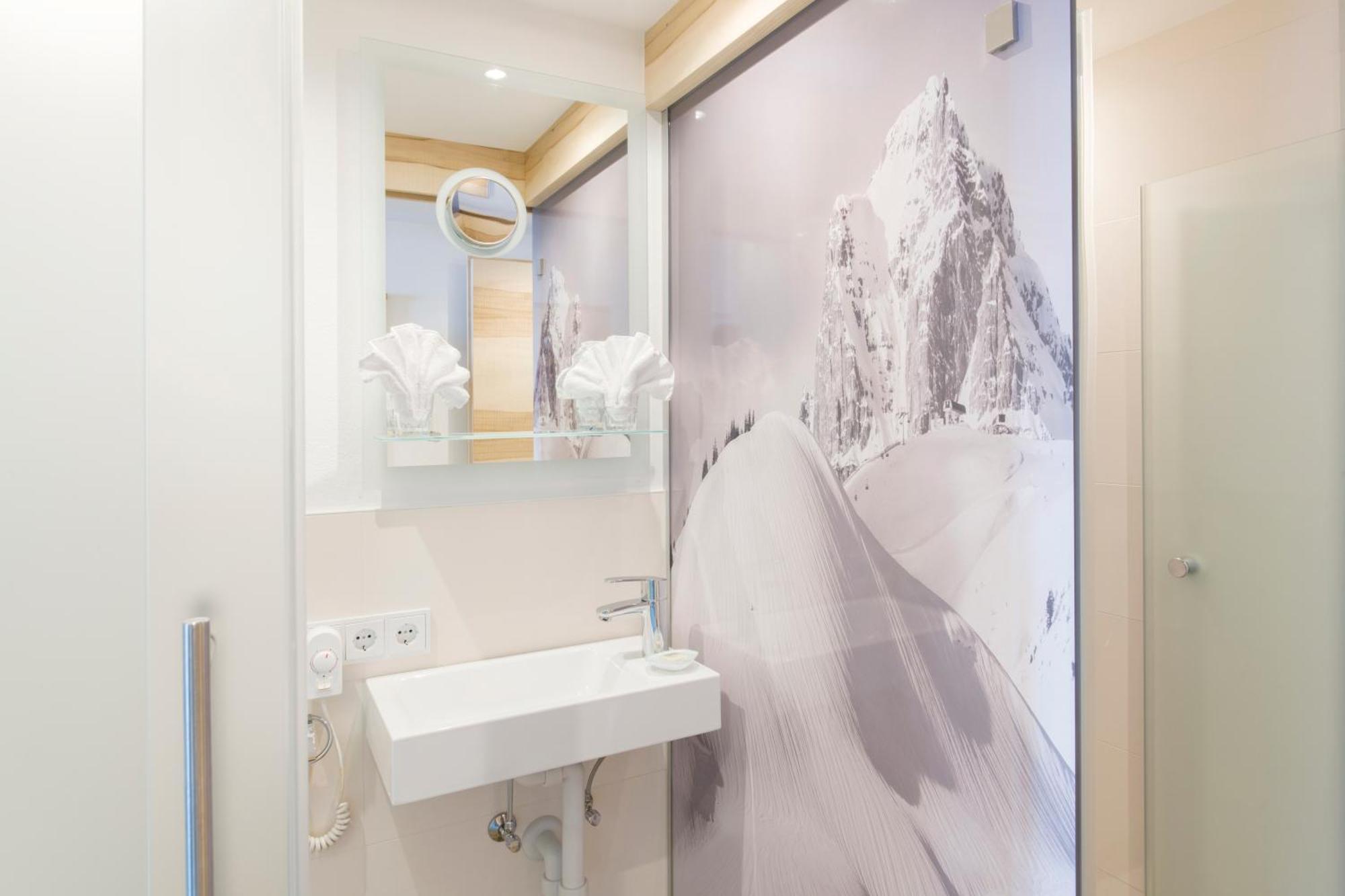 Hotel Anemone Lech am Arlberg Oda fotoğraf