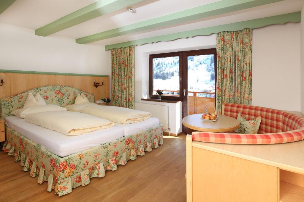 Hotel Anemone Lech am Arlberg Oda fotoğraf
